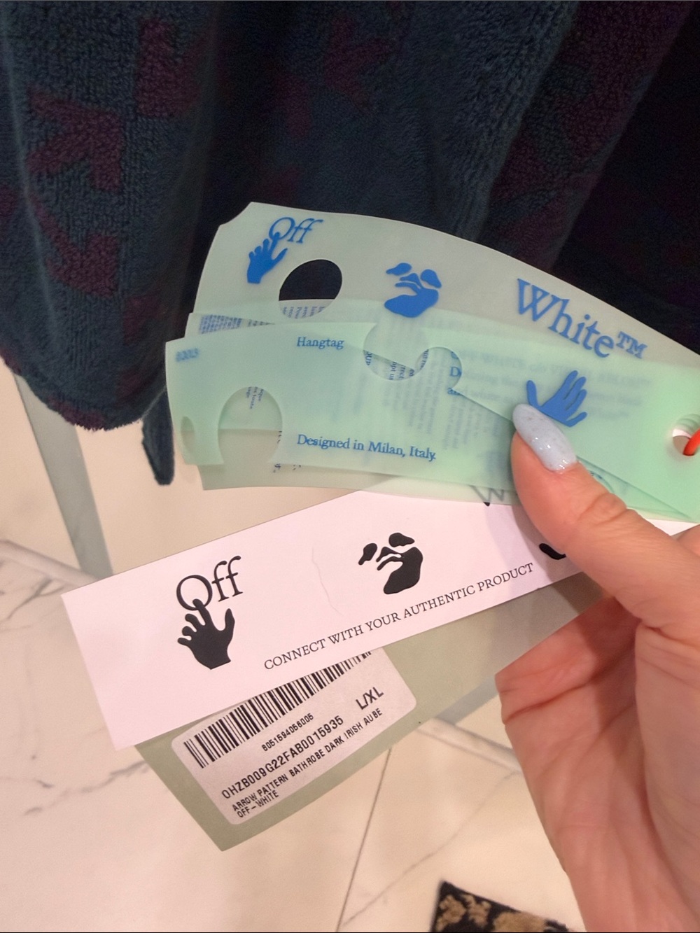 OFF-WHITE
Arrow Pattern Bathrobe - Picture 7 of 7